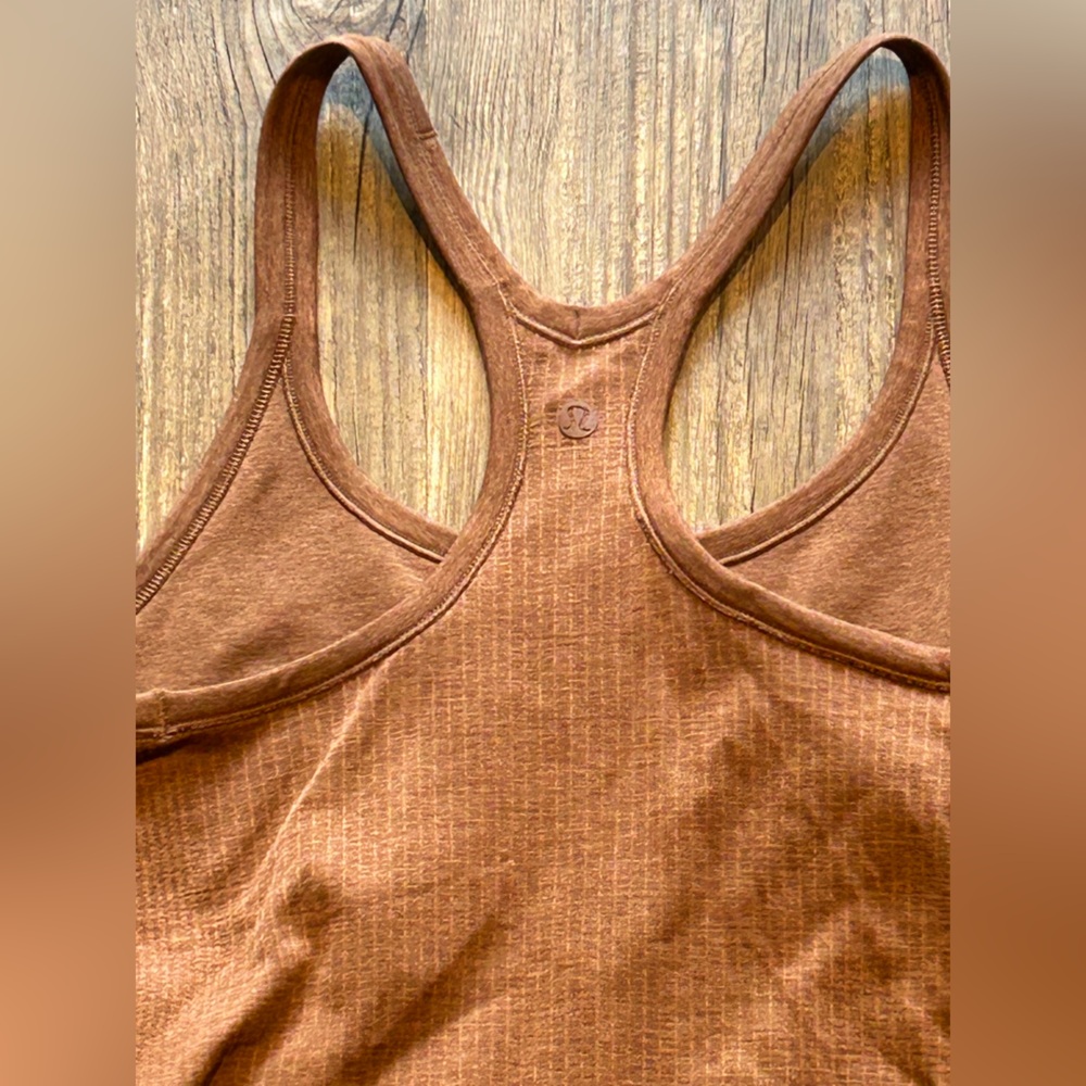 Brand New Ebb to Street tank top - Picture 3 of 3